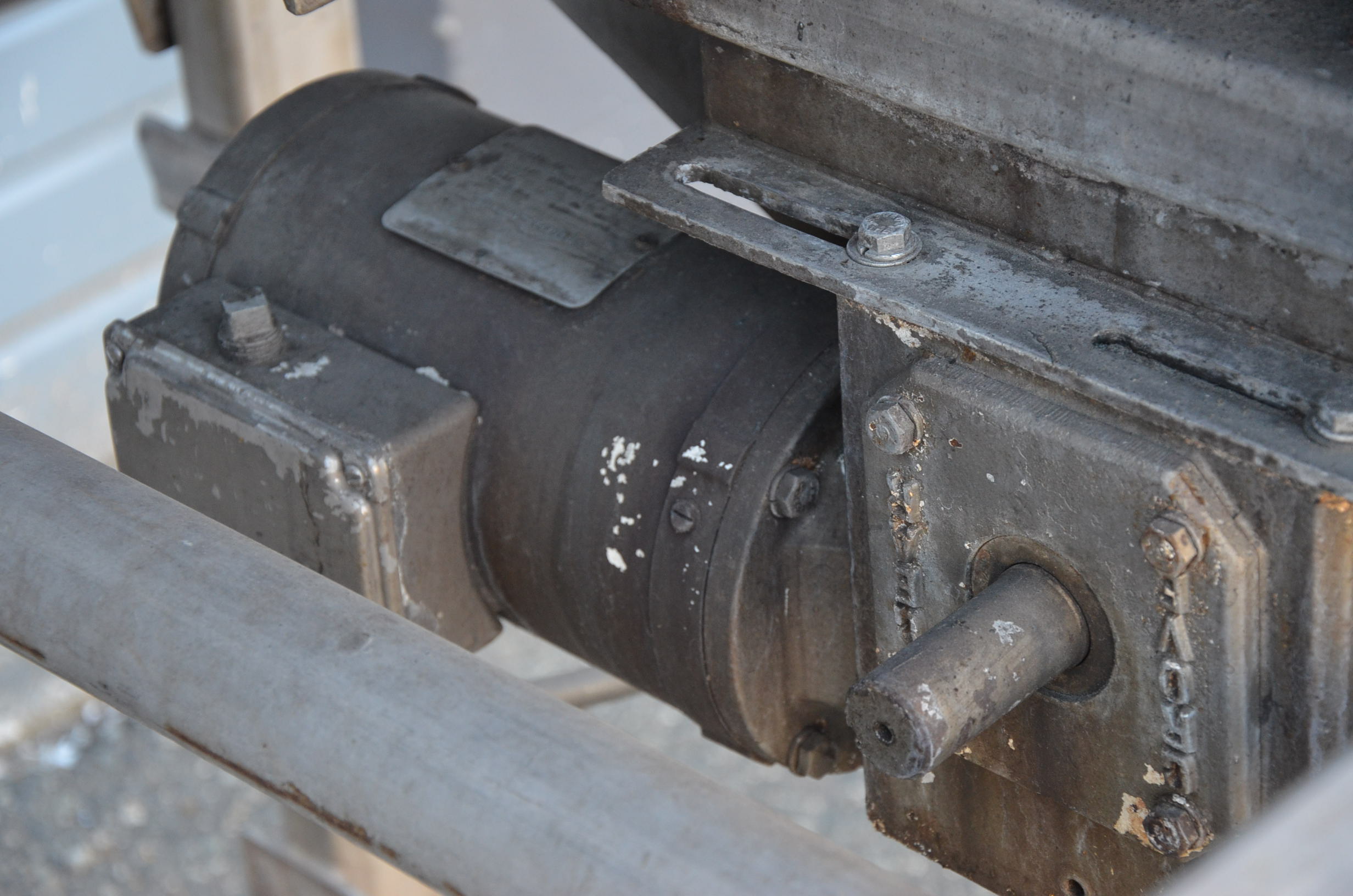 Used Berry Tumbler with Sprayer Coater