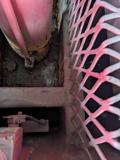 Used Universal Handling Can Crusher