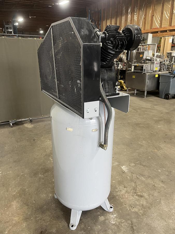 Used King 7.5hp Vertical Air Compressor