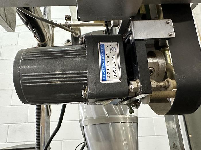 Used Vertical Form Fill Sachet Machine with Auger Filler