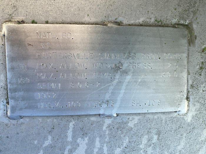 Used Stapco1200 Gallon Pressure Tank