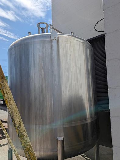 Used Paul Mueller SS Tank with Agitation