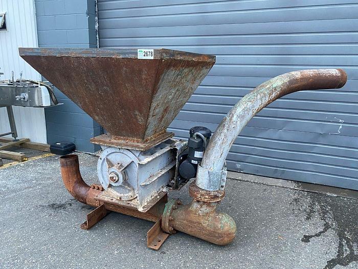 Used MAC MD139 Multi-Duty Airlock Valve with Feed Hopper