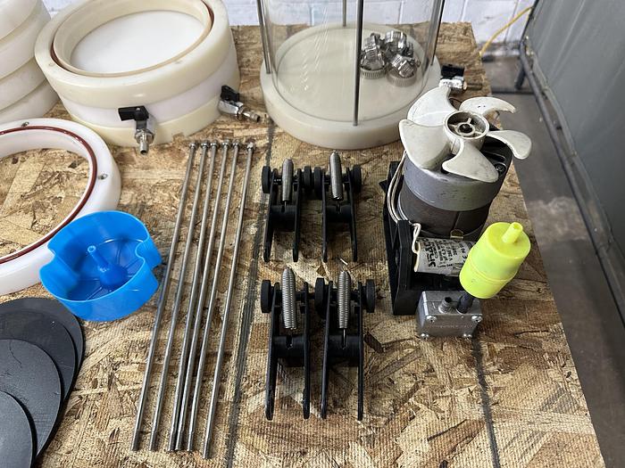 Used Tenco ENOLMASTER Vacuum Bottling Machine