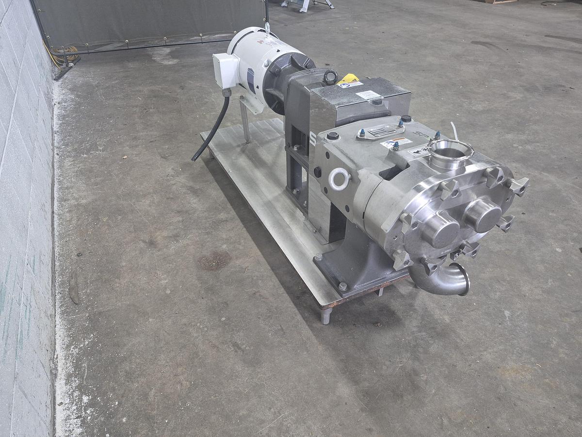 Used SPX Waukesha External Circumferential Piston Pump
