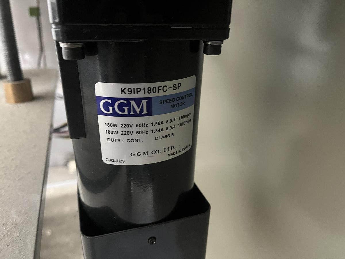 Used Pharmasystec Bottle Capper