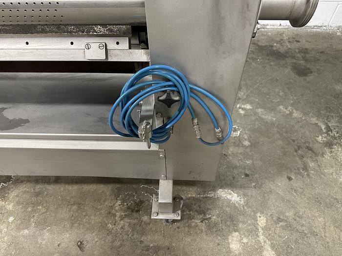 Used Univeyor 4' Conveyor with Photo-Eye