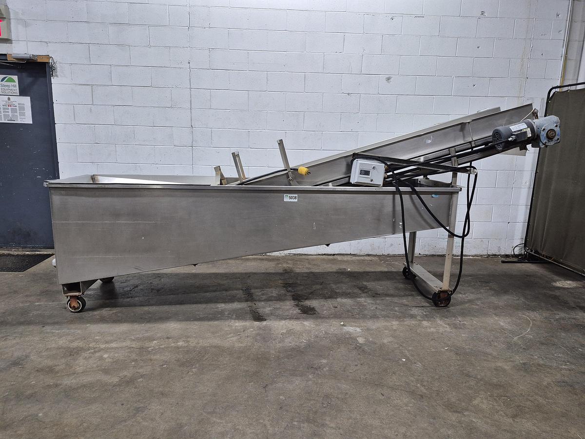 Used Incline Conveyor with 30 Gallon Tank