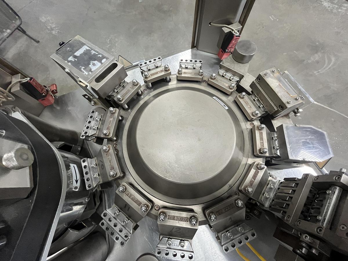 Used Sejong SF-40 Capsule Filler