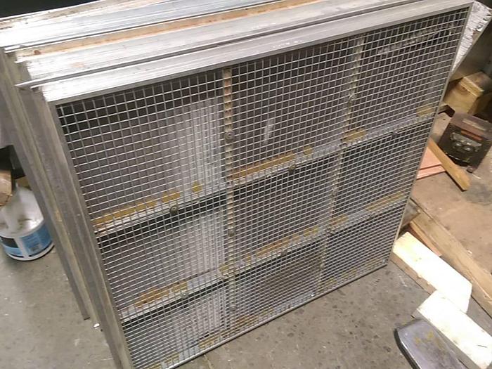 Used 28" x 28" Free Hanging Sifter Screener