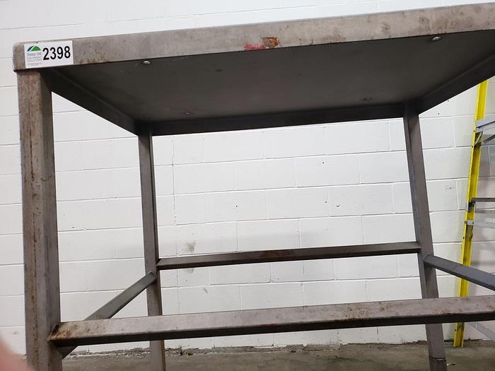 Used 48" x 36" Table