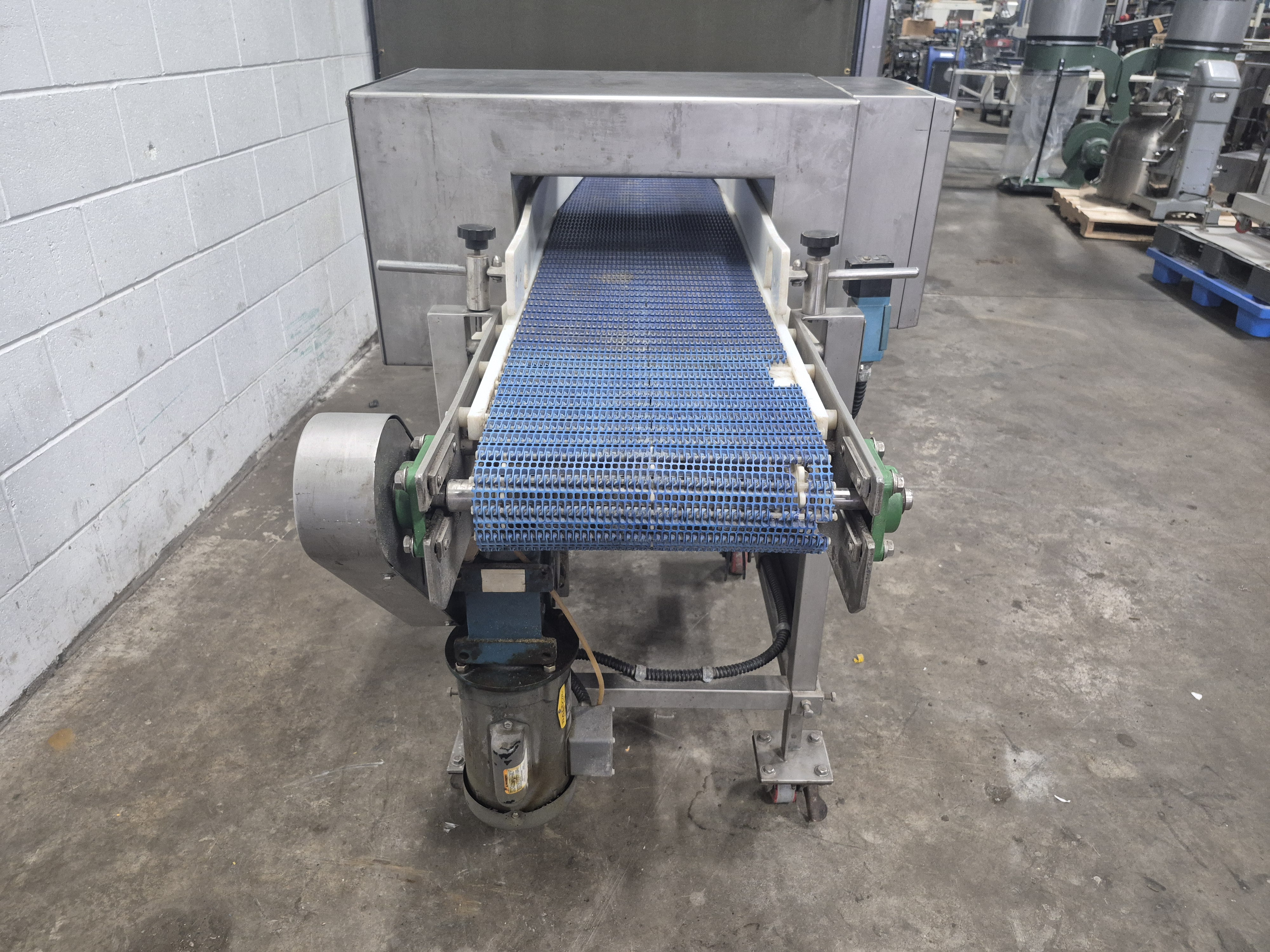 Used Loma Systems Superscan Metal Detector