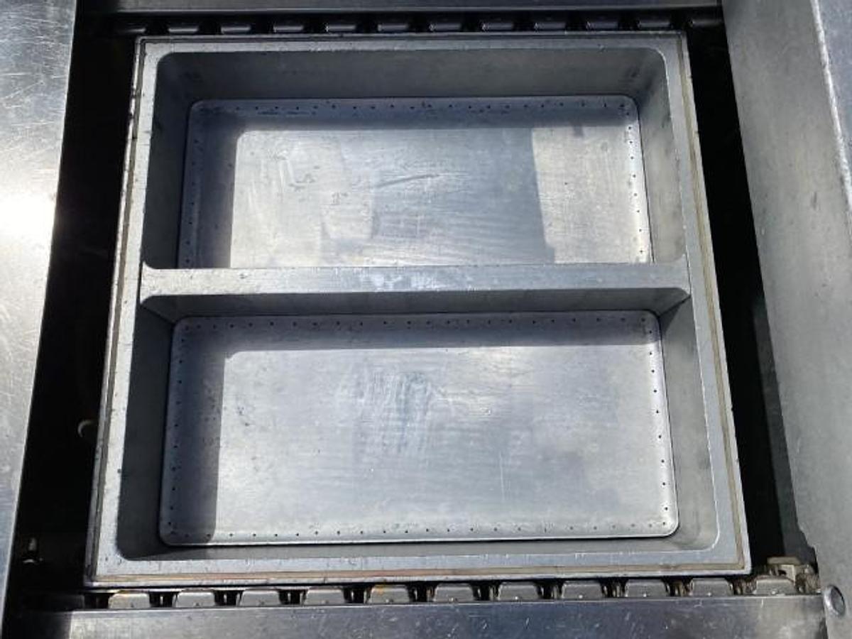 Used Multivac R140 Thermoformer