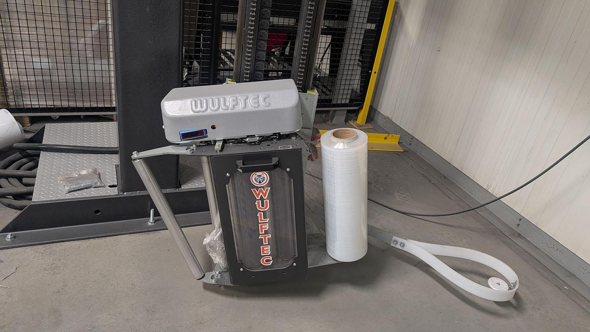 Used Wulftec WRT-150 Semi-Automatic Rotary Arm Stretch Wrapper