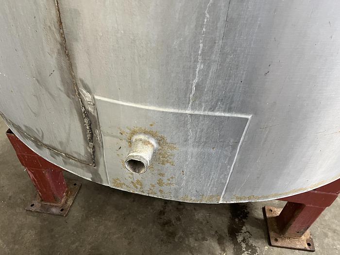 Used 1,000 Gallon SS Tank