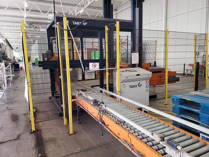 Used TAKS Palletizer