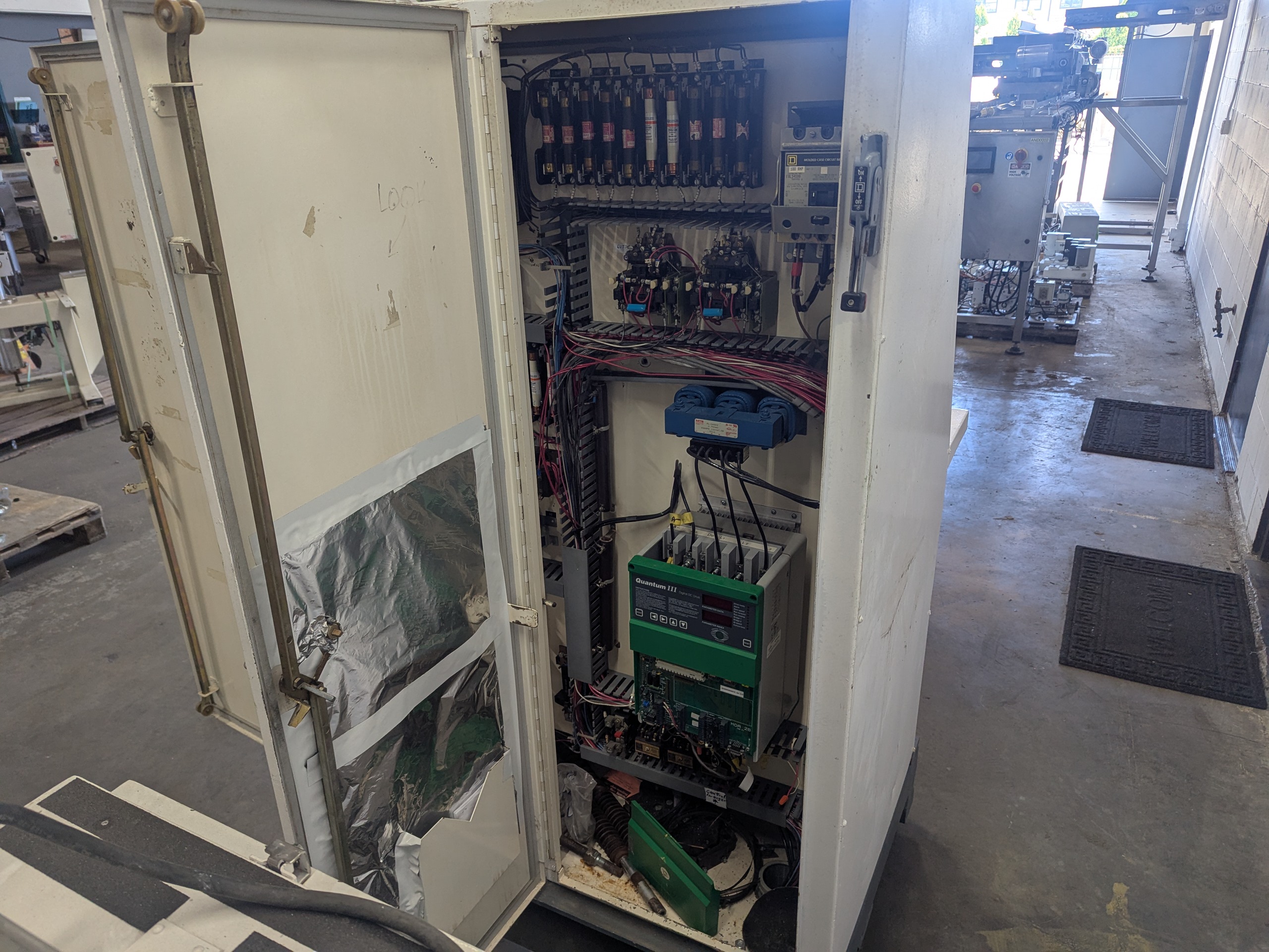 Used Baker Twin Screw Extruder