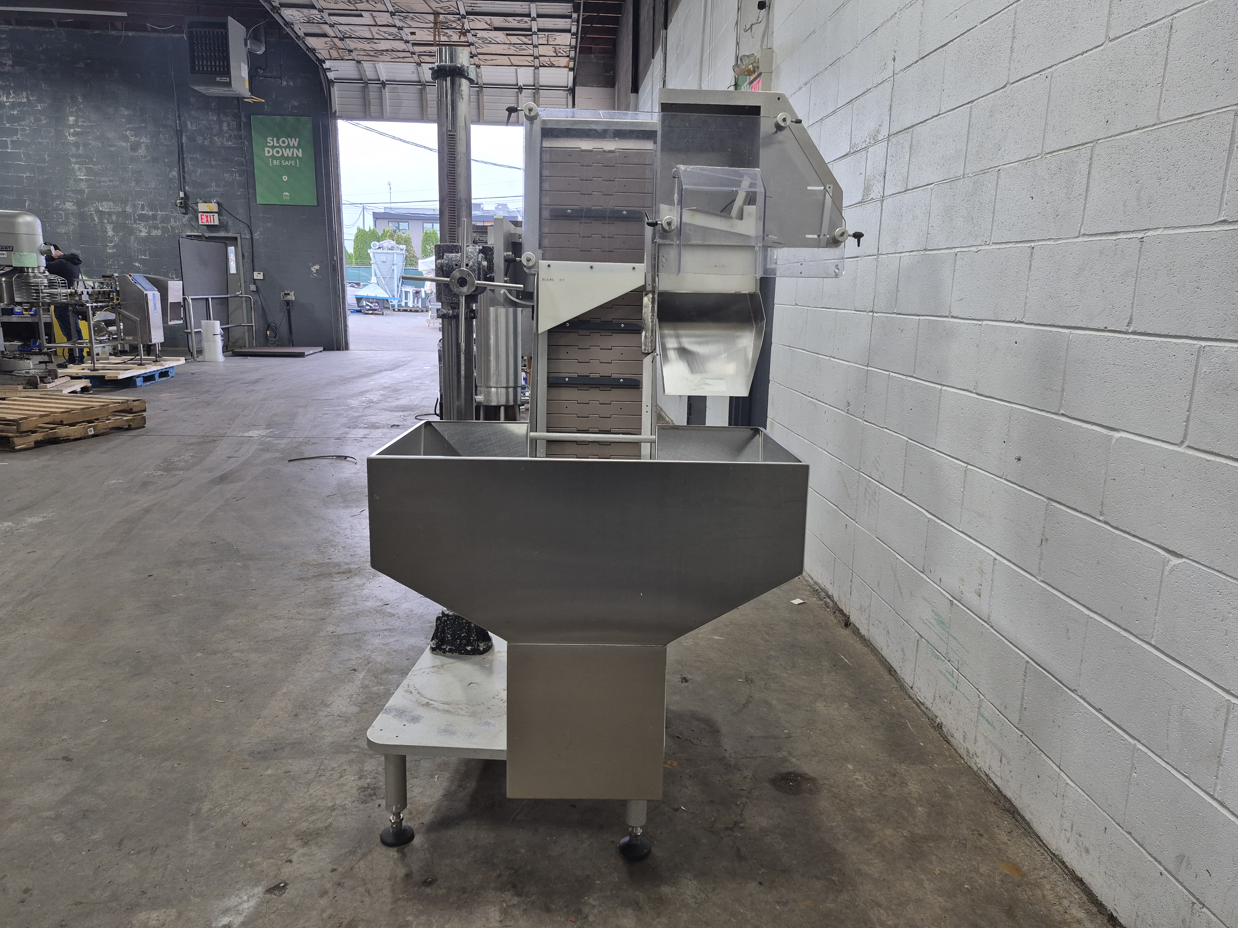 Used Kalish 87400 Cap Elevator