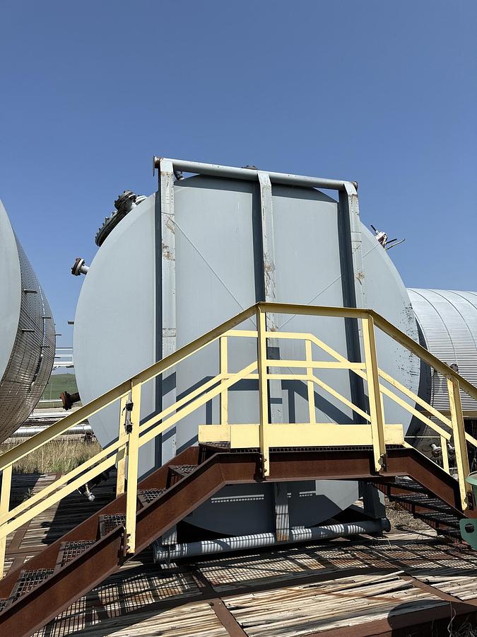 Used 400L BBL Double Wall Skidded Storage Tank
