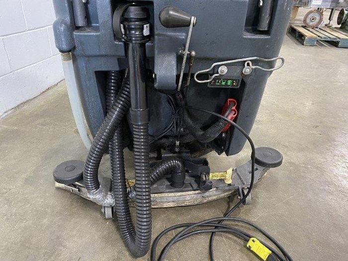 Used Advance SC750-28C Floor Scrubber