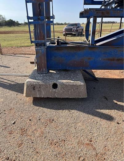 Used 160 Lufkin Mark Pumping Unit