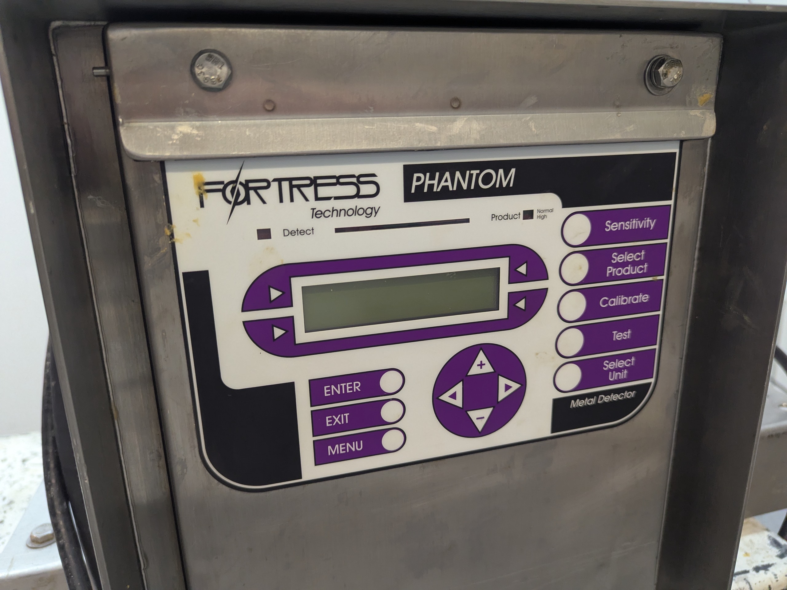 Used Flow Through Metal Detector