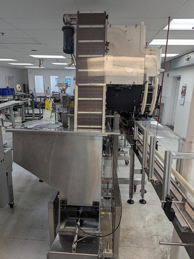 Used Apacks Spindle Capper and Cap Elevator