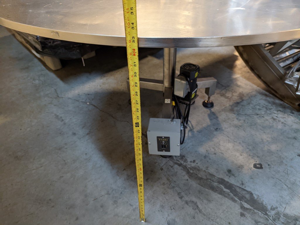 Used Accumulation Table With Retaining Ring