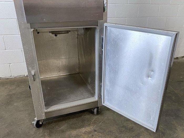 Used Continental 1RF Dual Temp Fridge-Freezer