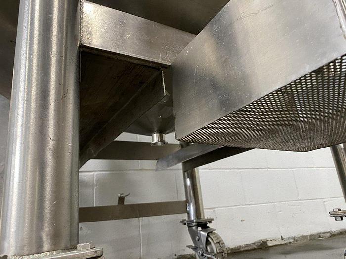 Used SS Lidded Cone-Bottom Tank