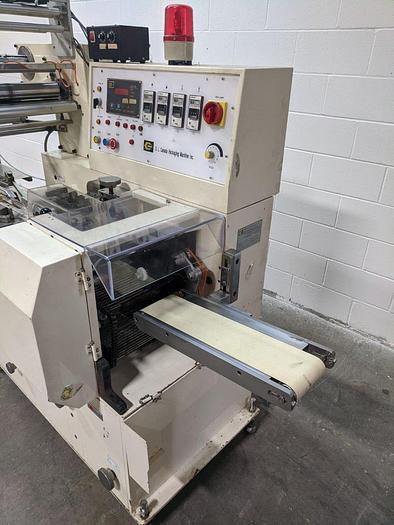 Used Sinlon SL-8700H Flow Wrapper