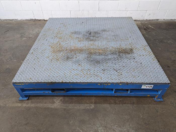 Used Pacific 5' x 5' Platform Pallet Scale