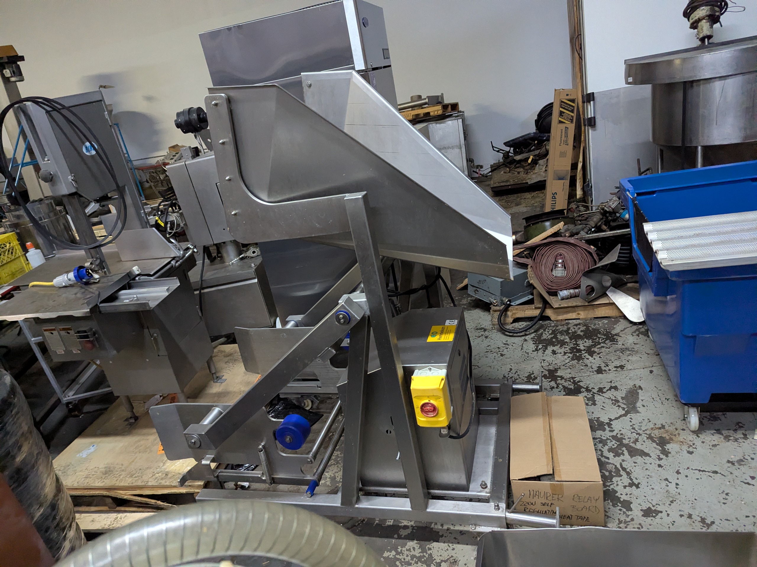 Used Henneken Vacuum Tumbler with Buggy Dumper