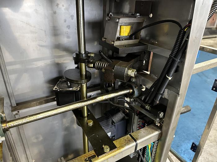 Used Vertical Form Fill Sachet Machine with Auger Filler