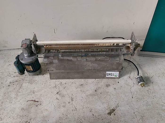 Used 22" Wide Flour Duster