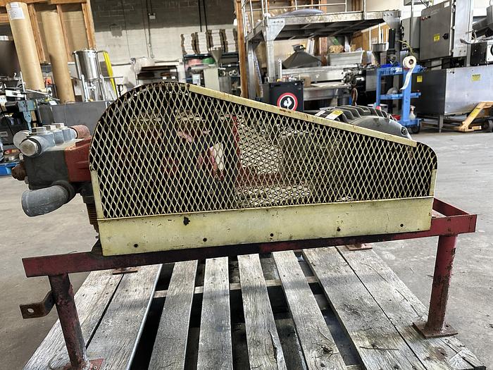 Used GIANT Positive Displacement Pump LP122W