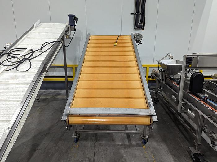 Used Solid Cleated Belt Incline Conveyor