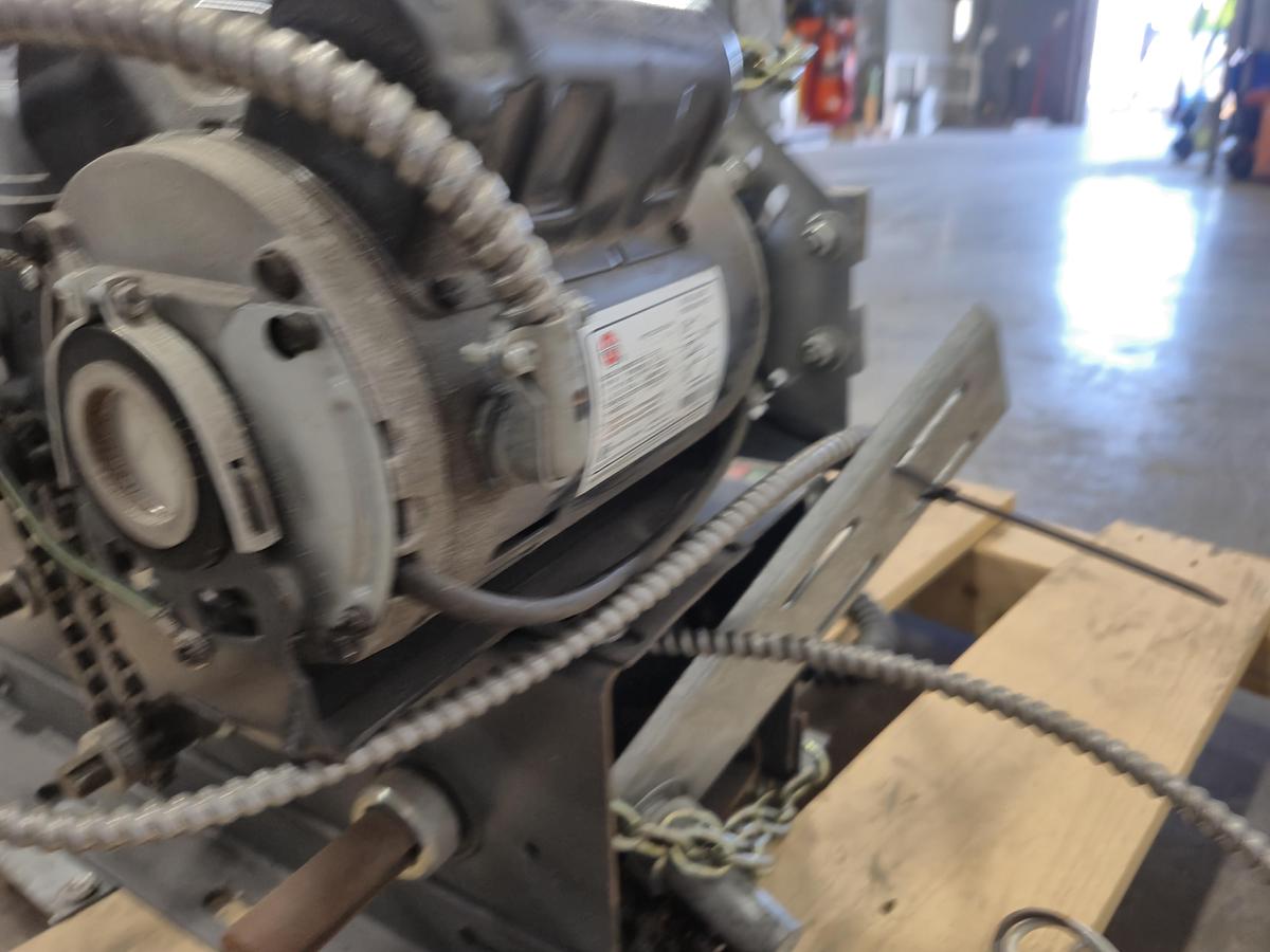 Used Lynx Industries MDC51 Commercial Garage Door Operator