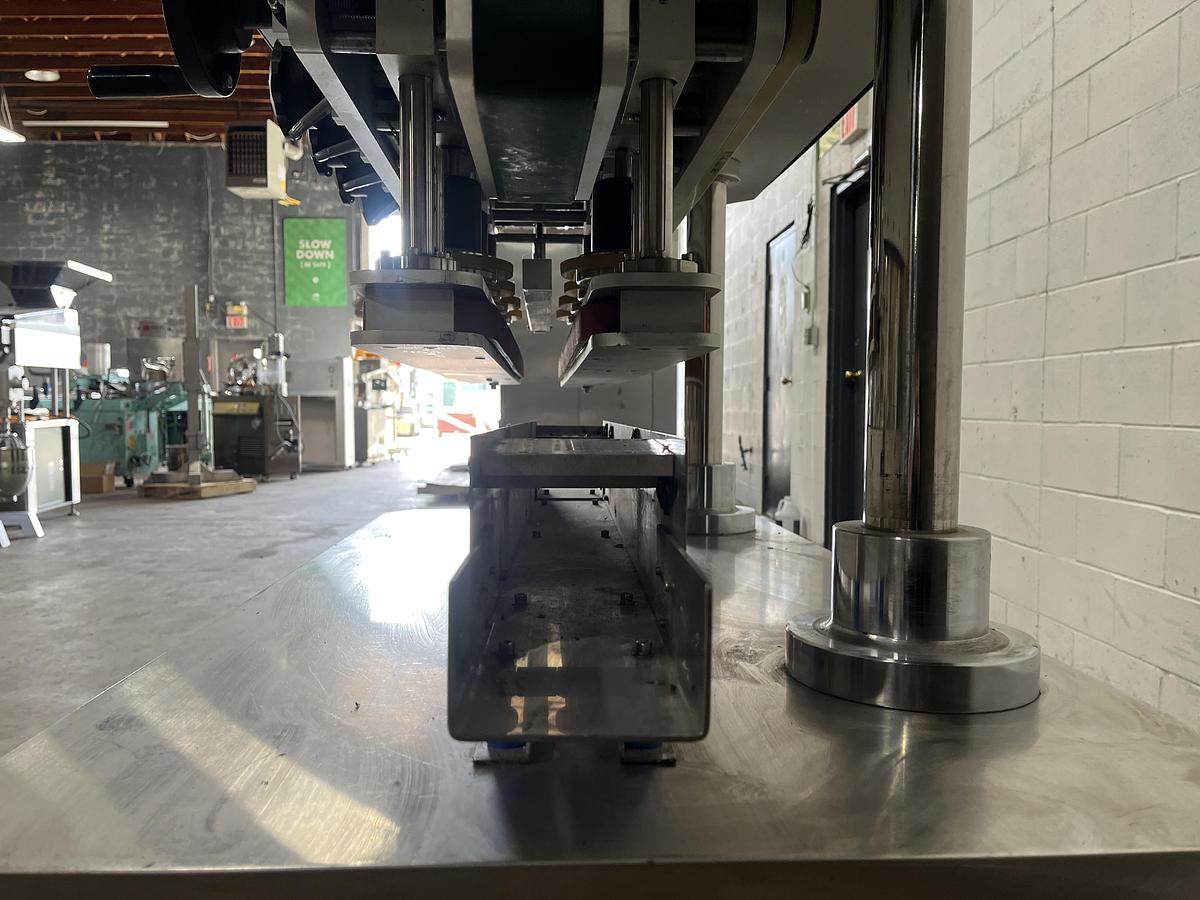 Used Pharmasystec Bottle Capper