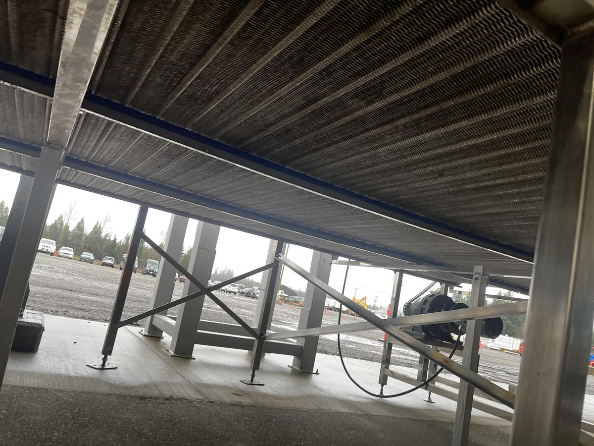 Used 4-Fan Conveyor Dryer