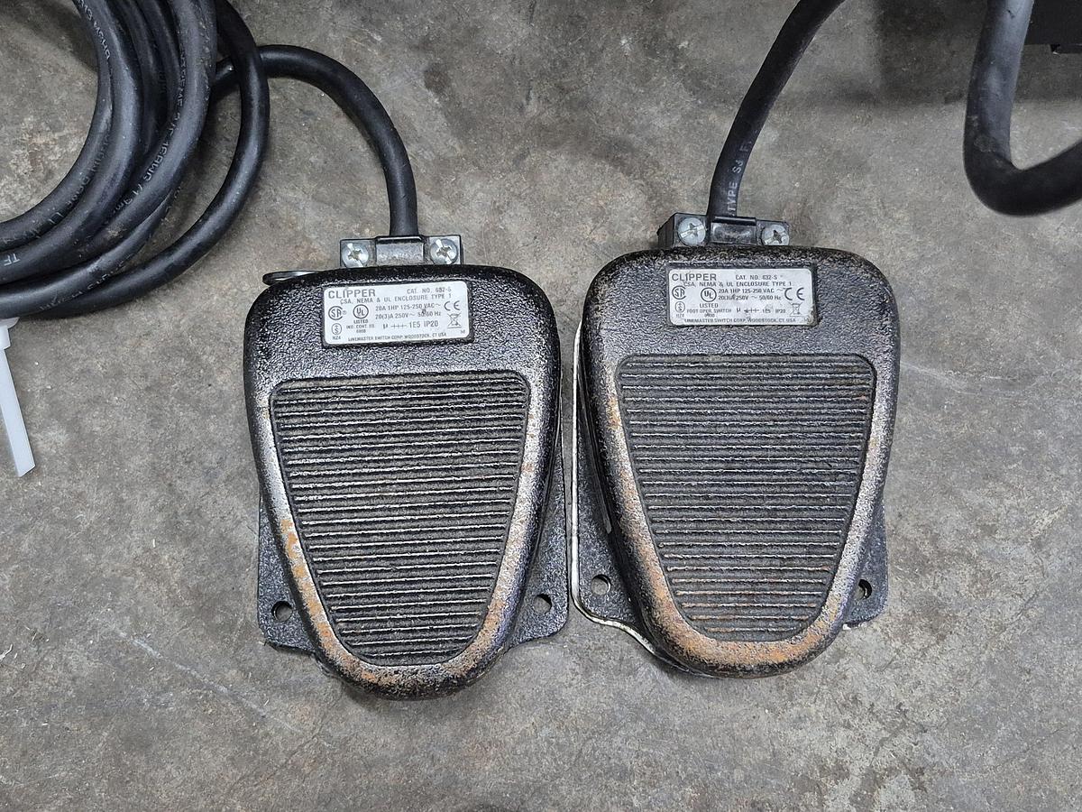 Used Auto Labe Semi-Automatic Labeller with Hot Stamp Imprinter