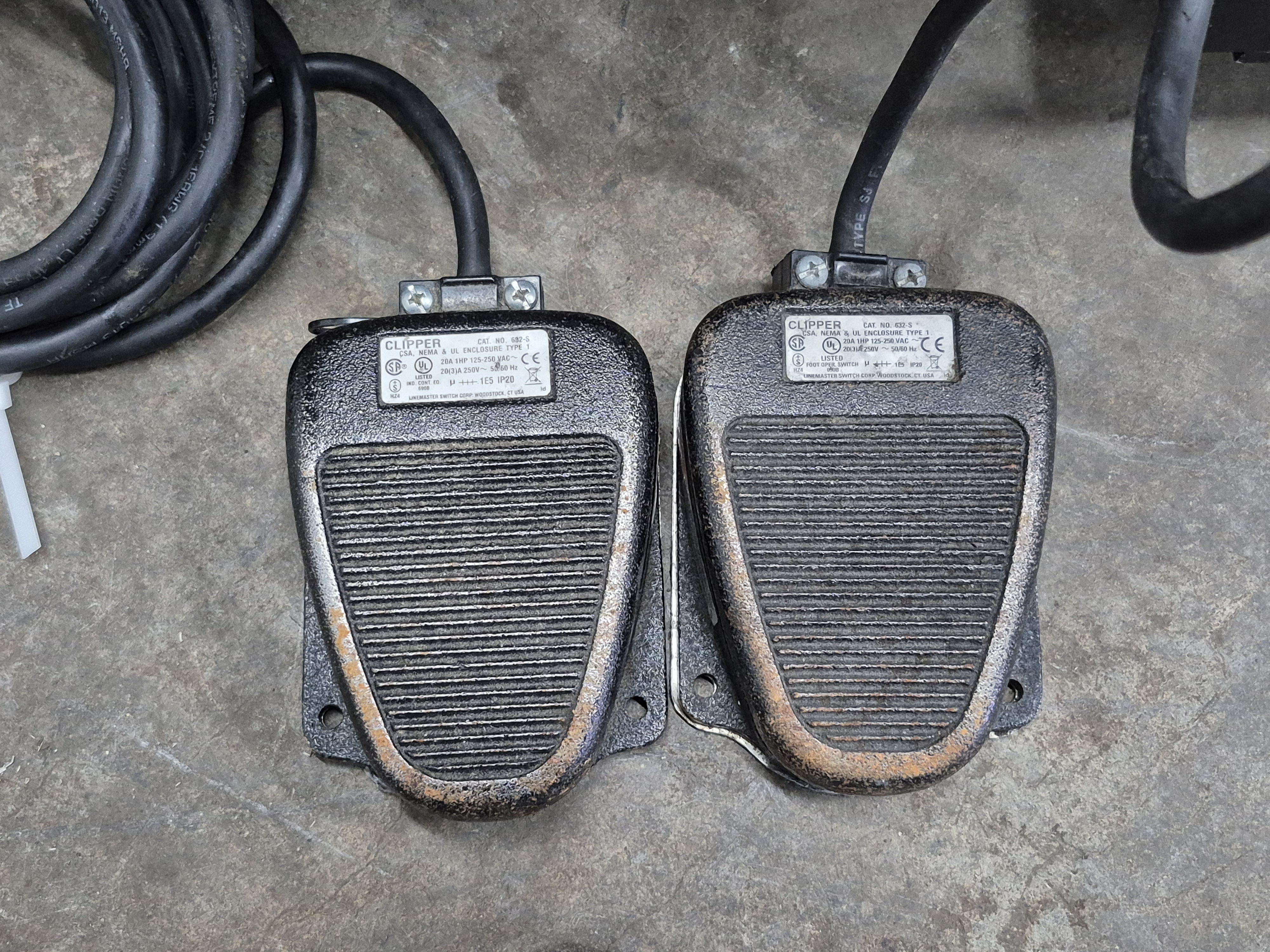 Used Auto Labe Semi-Automatic Labeller with Hot Stamp Imprinter