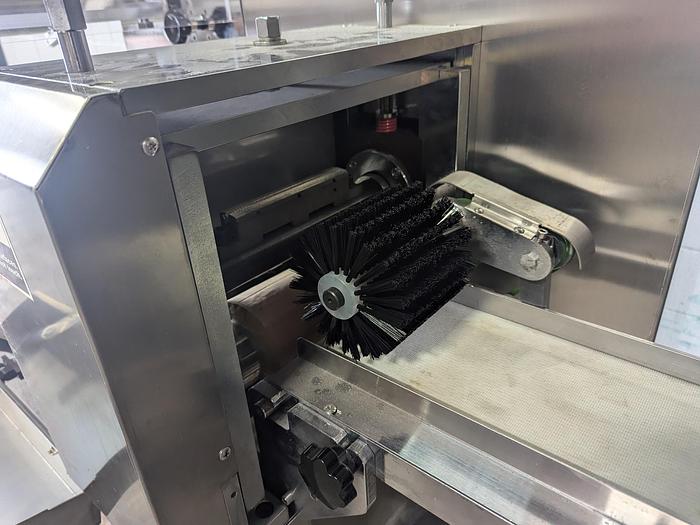 Used Servo Flow Wrapper