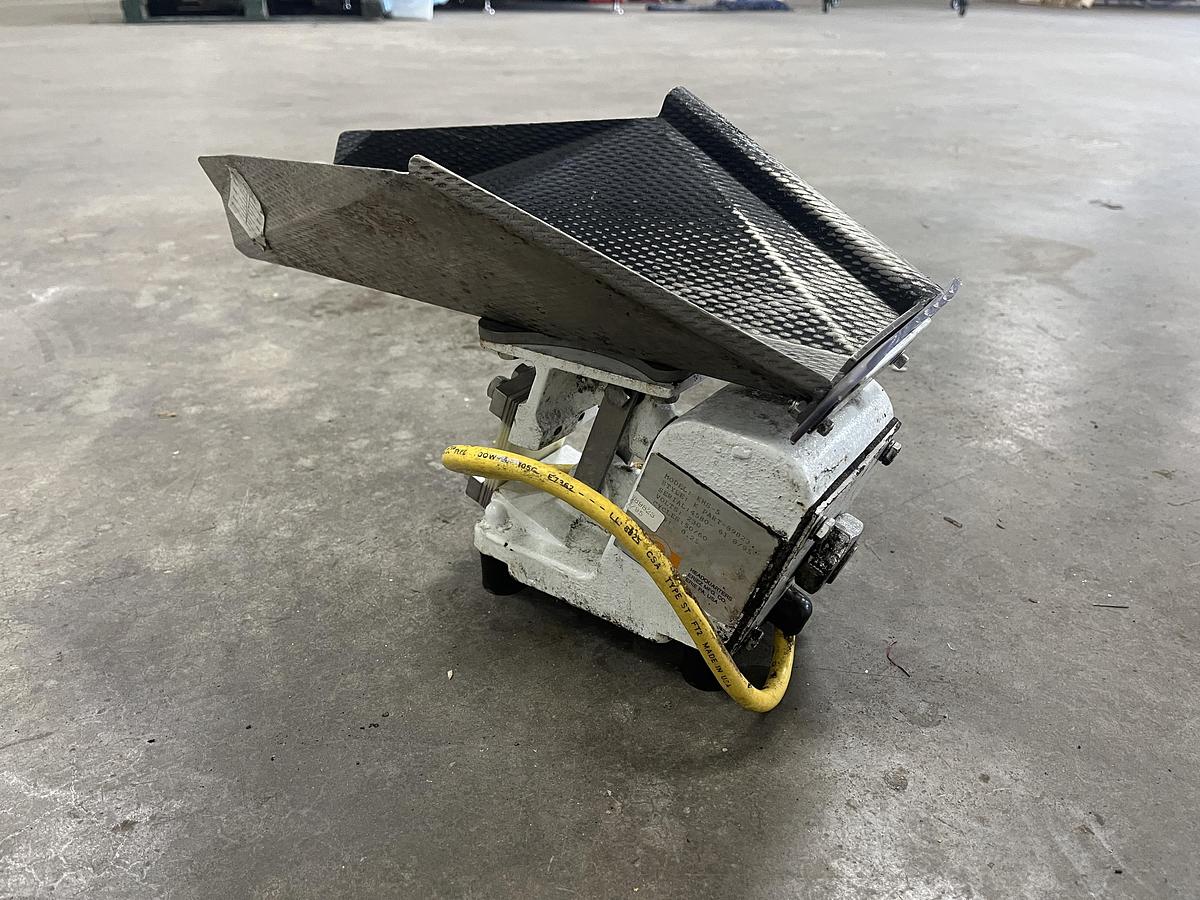 Used Eriez KHS-5 Electromagnetic Vibratory Feeder Drive