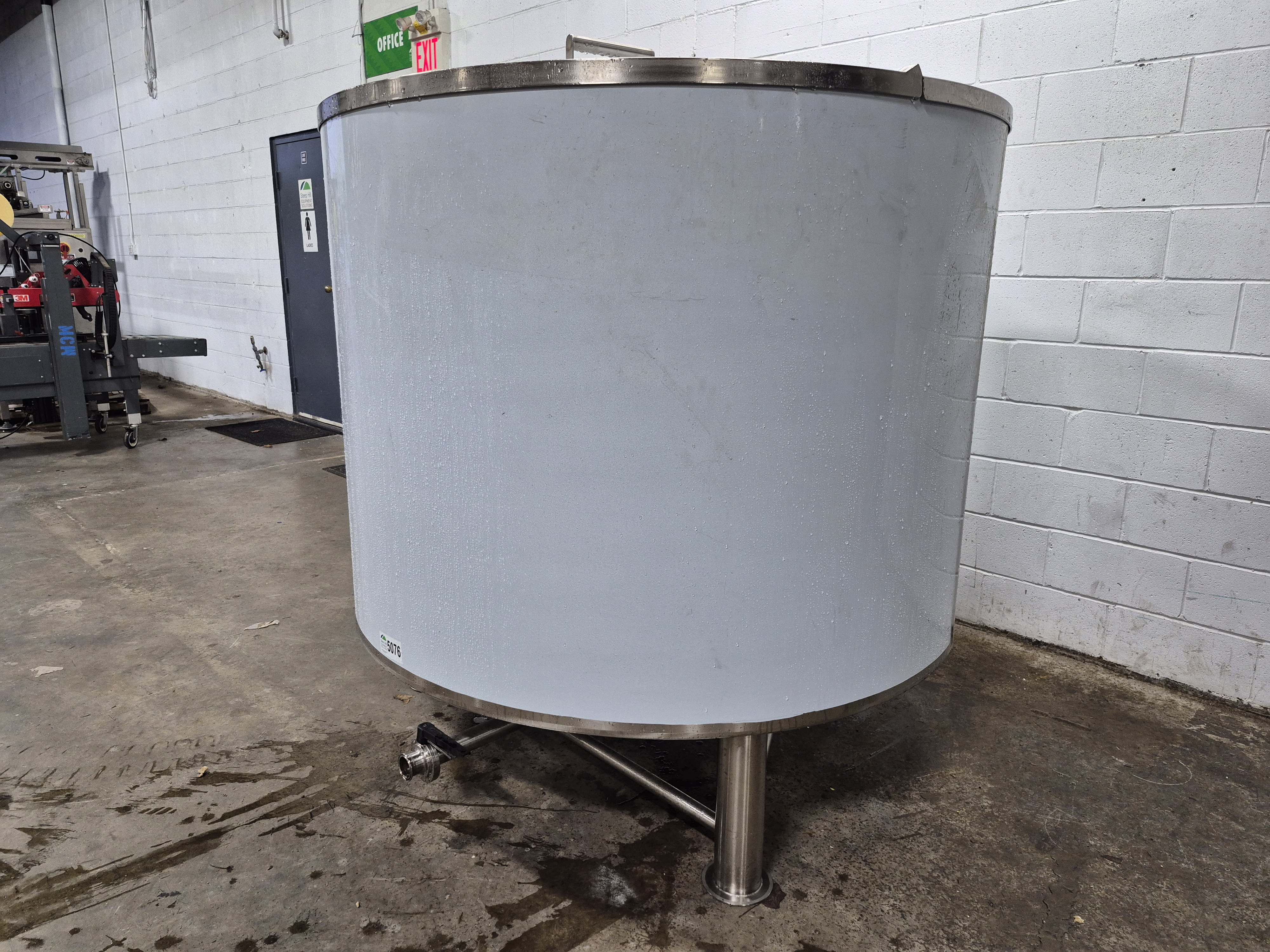 Used 700 Gallon Processing Tank