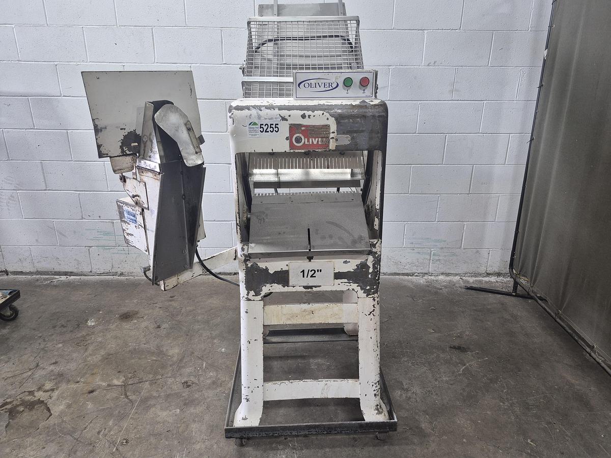 Used Oliver 797-G Slicer & Bloemhof Air Bagger