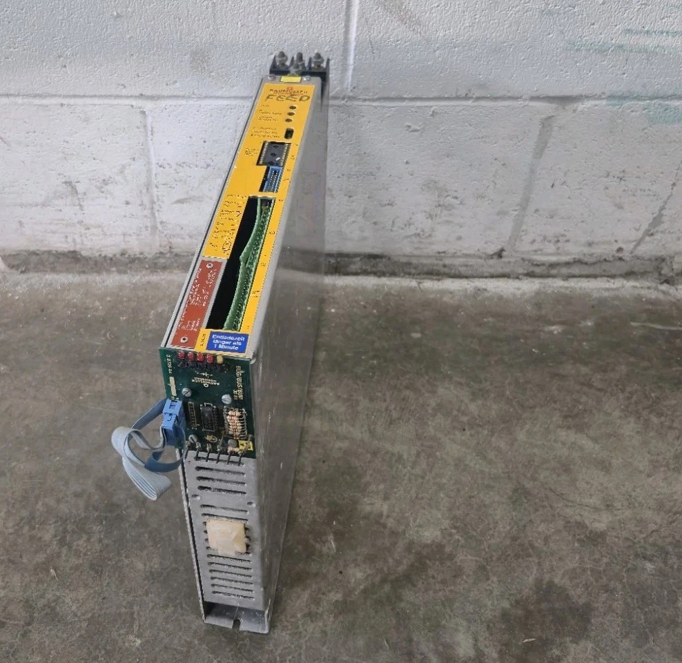 Used Baumüller BUS 21-15/30-30-001 Servo Drive