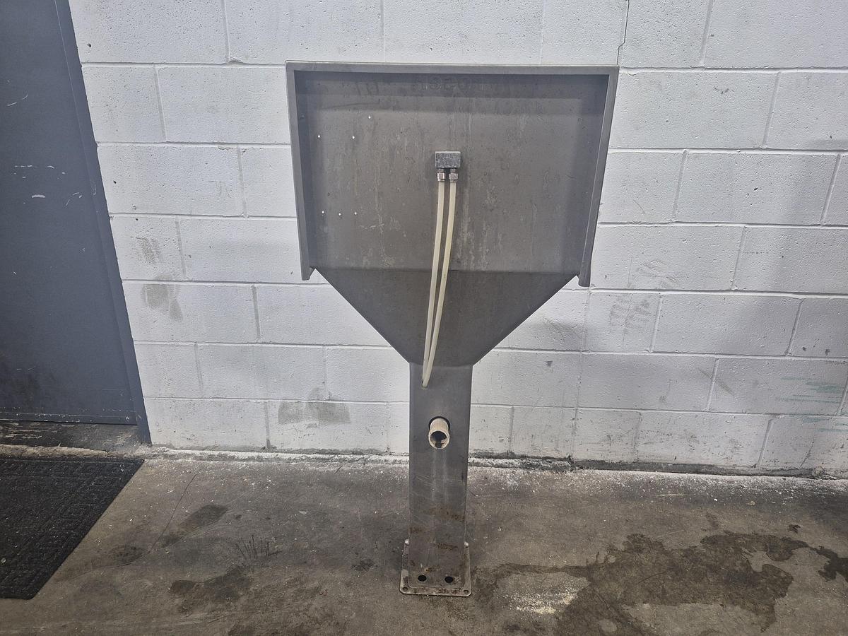 Used Roser SS Industrial Hand Wash Basin