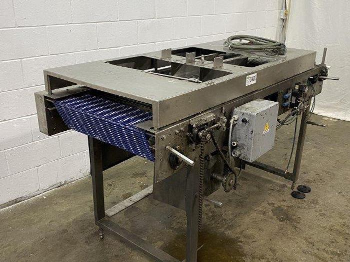 Used Ca.Ve.Co. 6'L Divert Conveyor