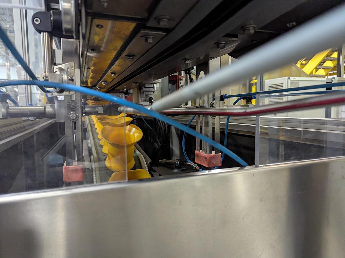 Used Posimat Bottle Silo and BI-N-35 Unscrambler